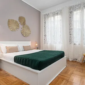 Classbnb - Two 400 Meters From The Duomo Daire